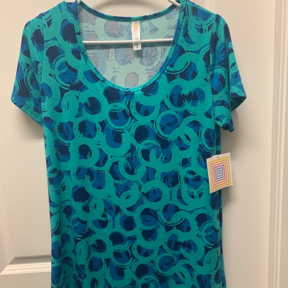 LuLaRoe classic t new with tag